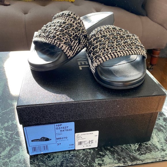New in Box - Hard to find Chanel Flats - Black 37 - Picture 1 of 6